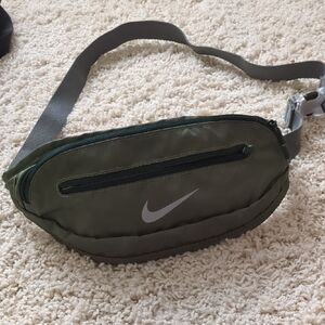 Nike Green and Gray Belt Bag with Adjustable Strap